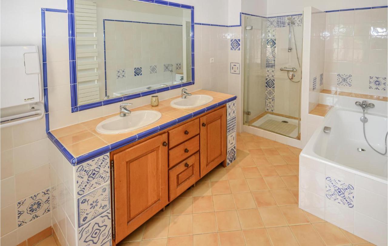 Châteauneuf-de-Gadagne 3 Bedroom Awesome Home In Chateuneuf De Gadagne מראה חיצוני תמונה