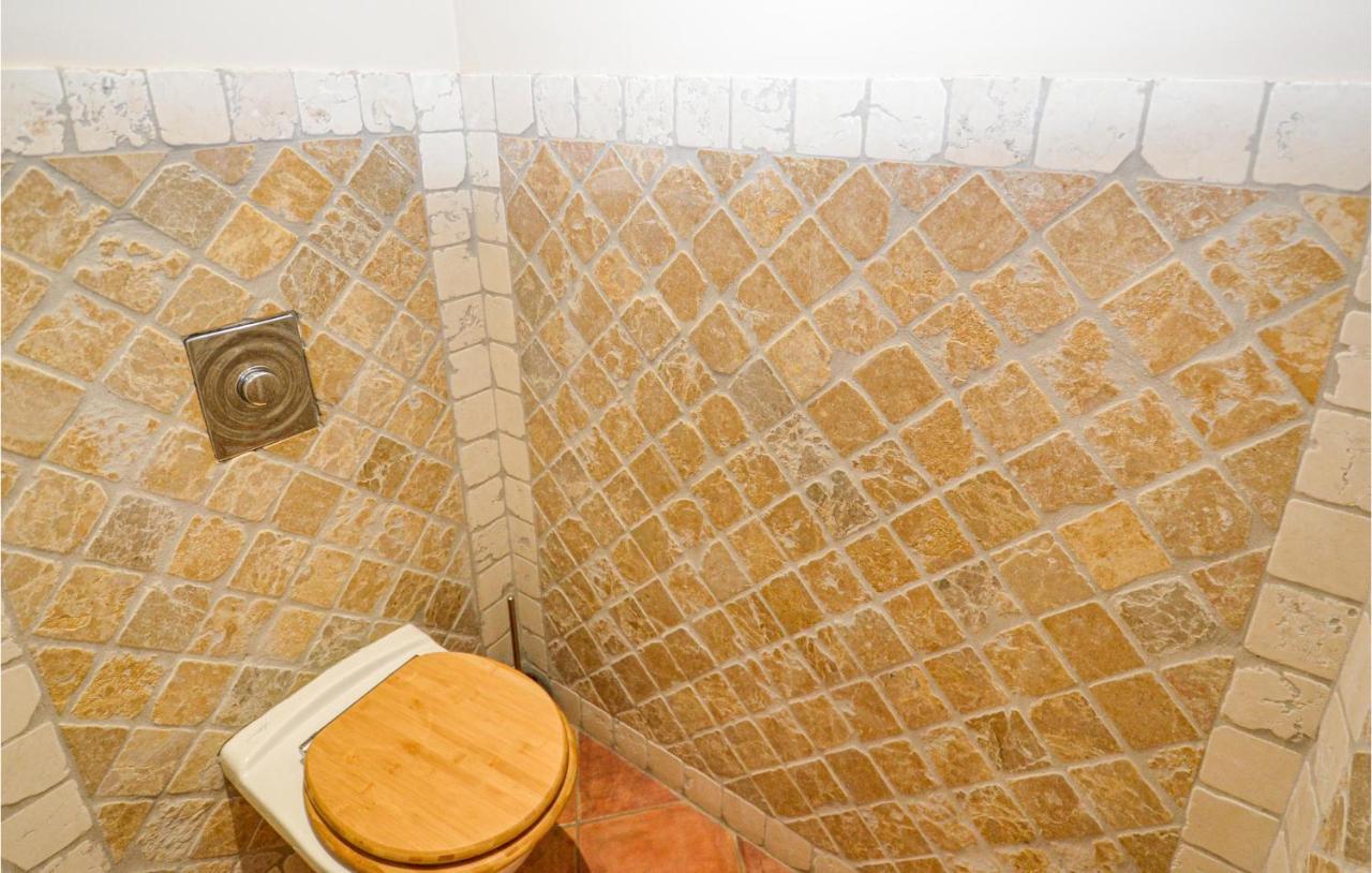 Châteauneuf-de-Gadagne 3 Bedroom Awesome Home In Chateuneuf De Gadagne מראה חיצוני תמונה