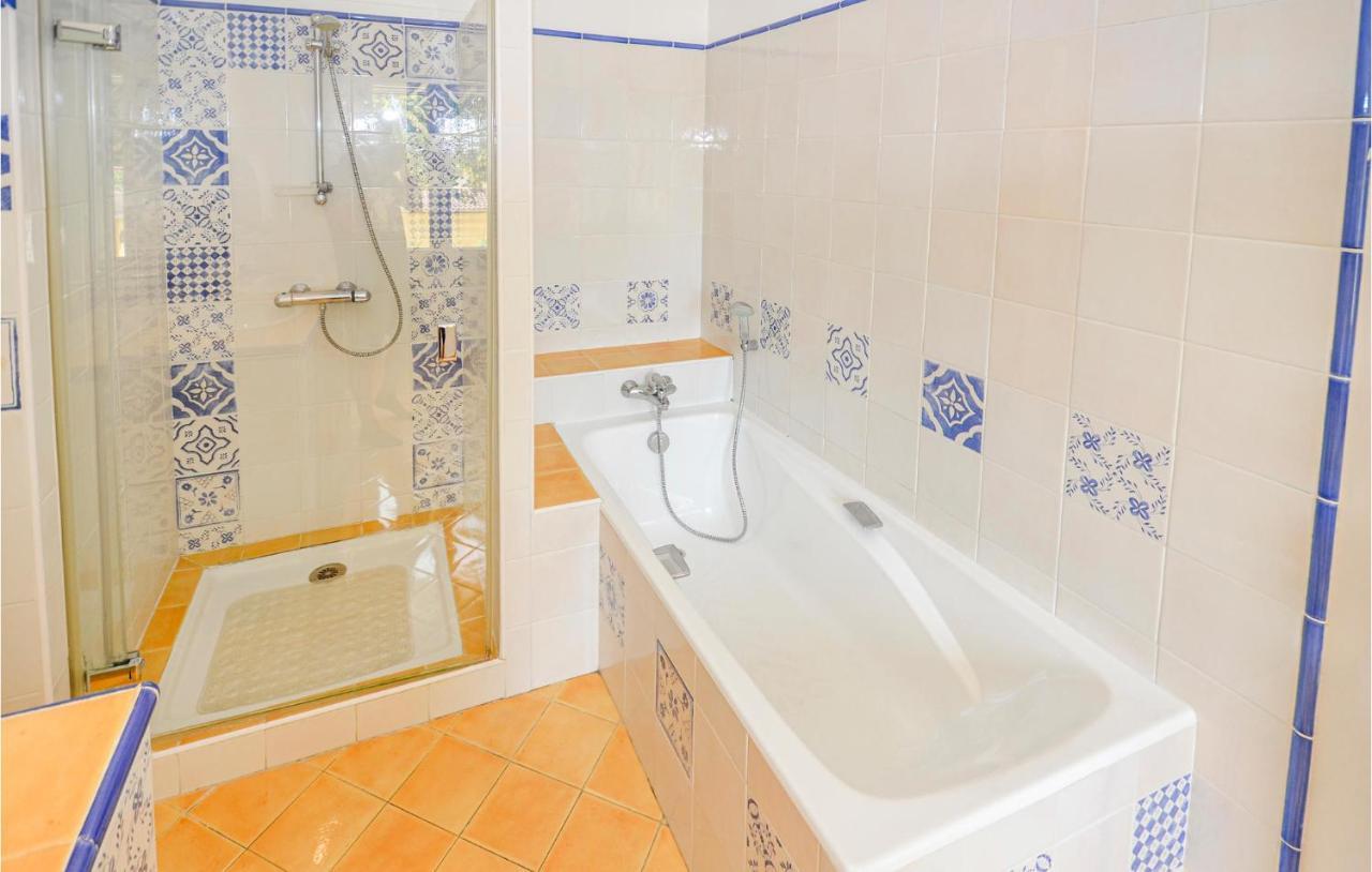 Châteauneuf-de-Gadagne 3 Bedroom Awesome Home In Chateuneuf De Gadagne מראה חיצוני תמונה